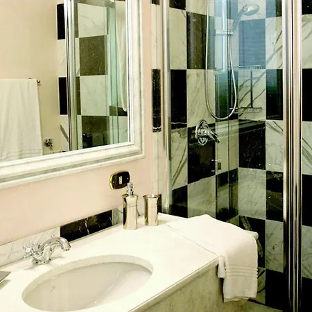 Lesa Apartament *